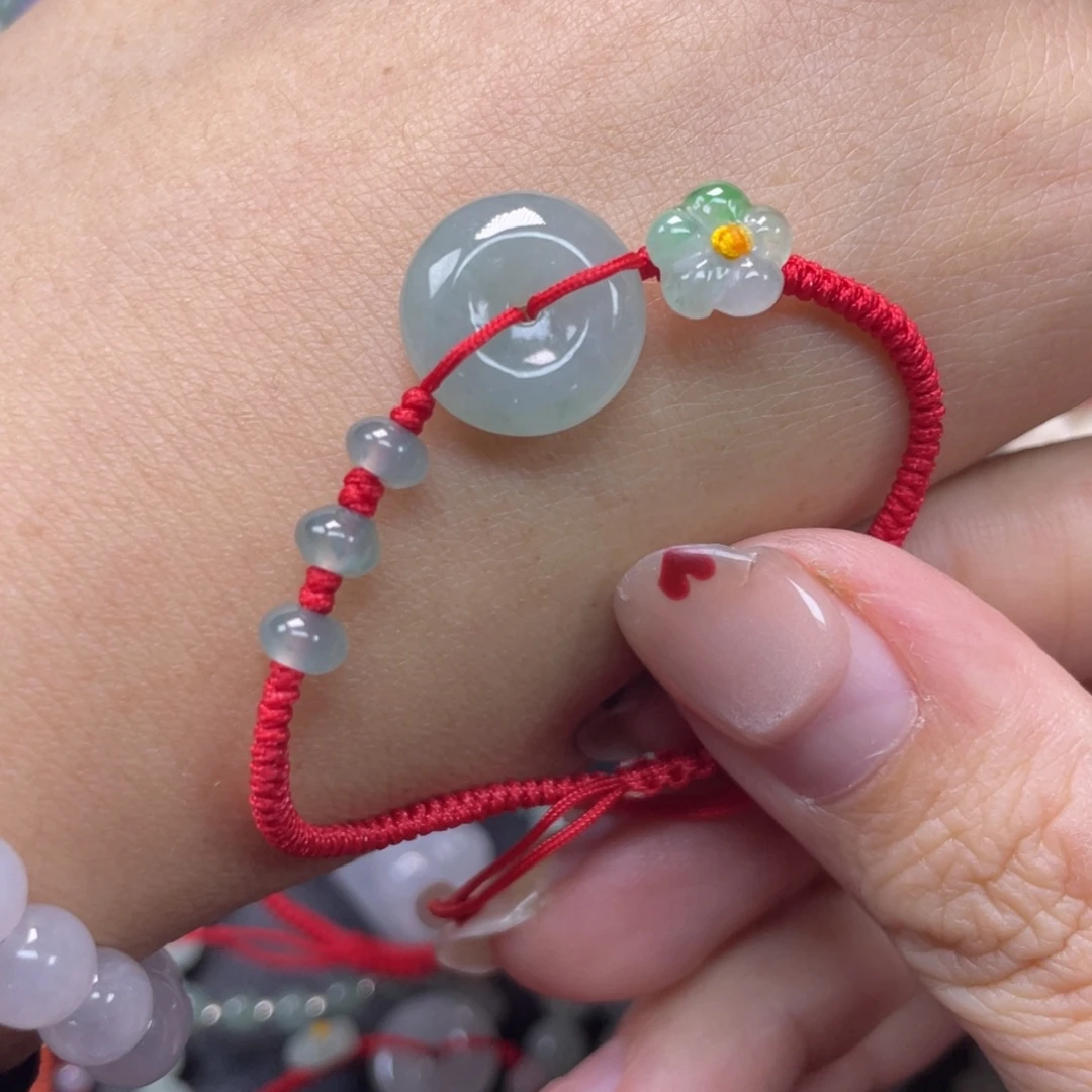 翡翠未镶嵌手绳79999999