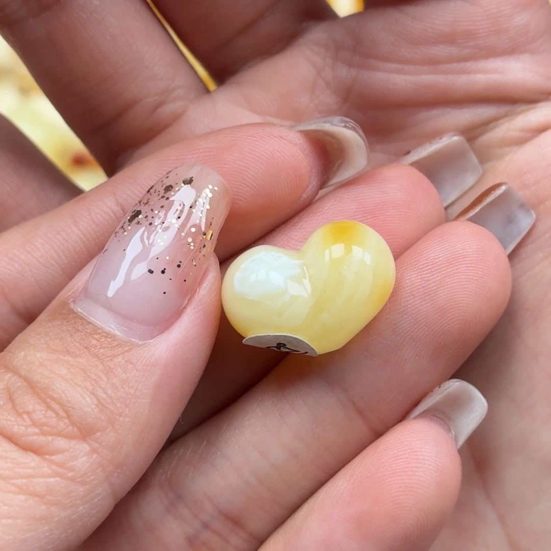 琥珀未镶嵌裸石蜜蜡