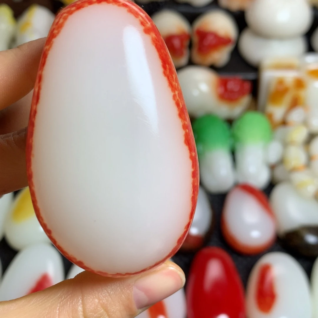 新疆戈壁石五彩石