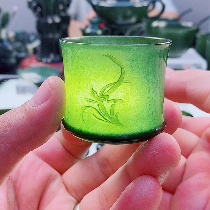 未镶嵌和田玉（青玉）把件