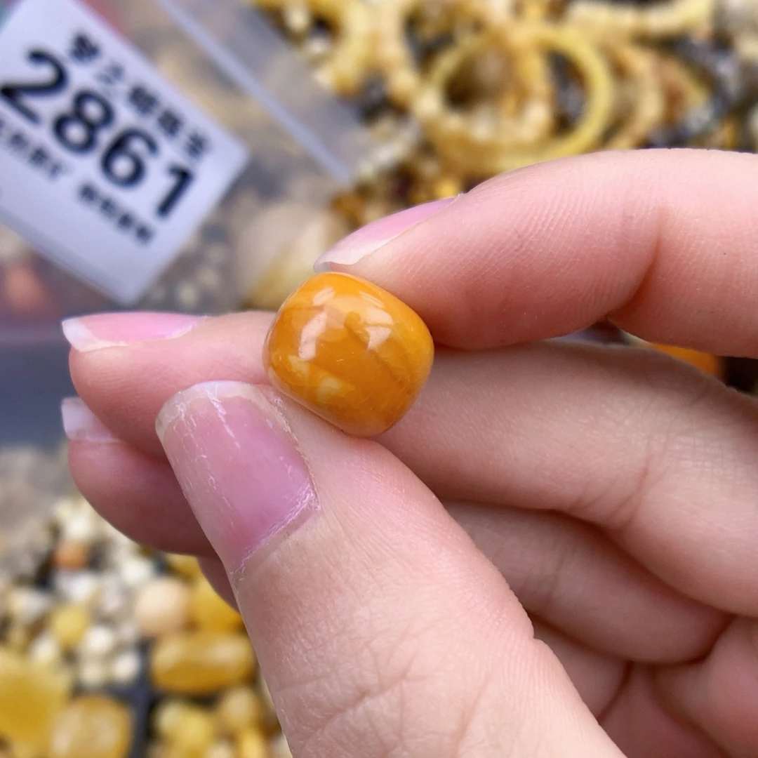未镶嵌琥珀裸石11.5