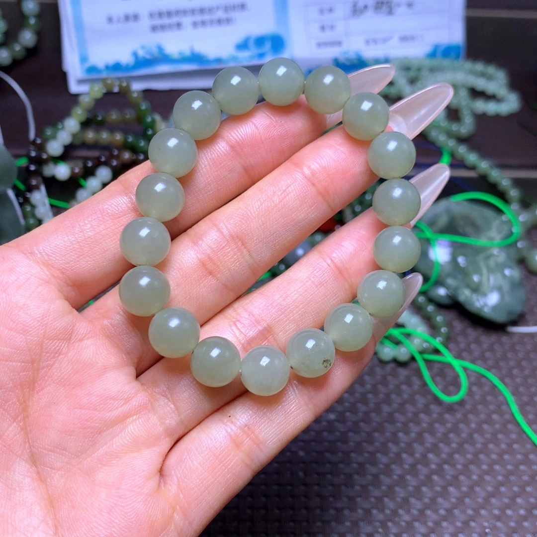 未镶嵌手串和田玉卡10