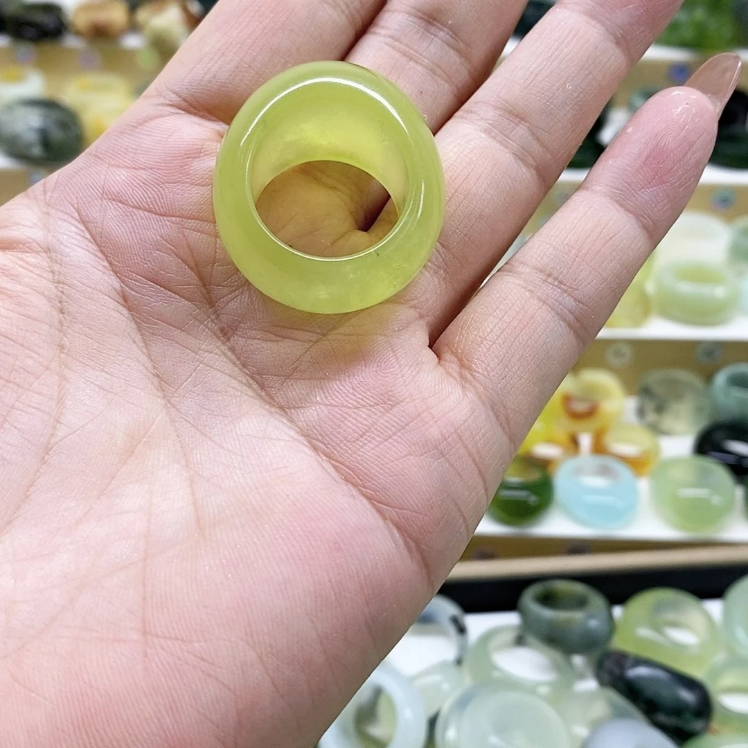 岫玉戒指未镶嵌娃****