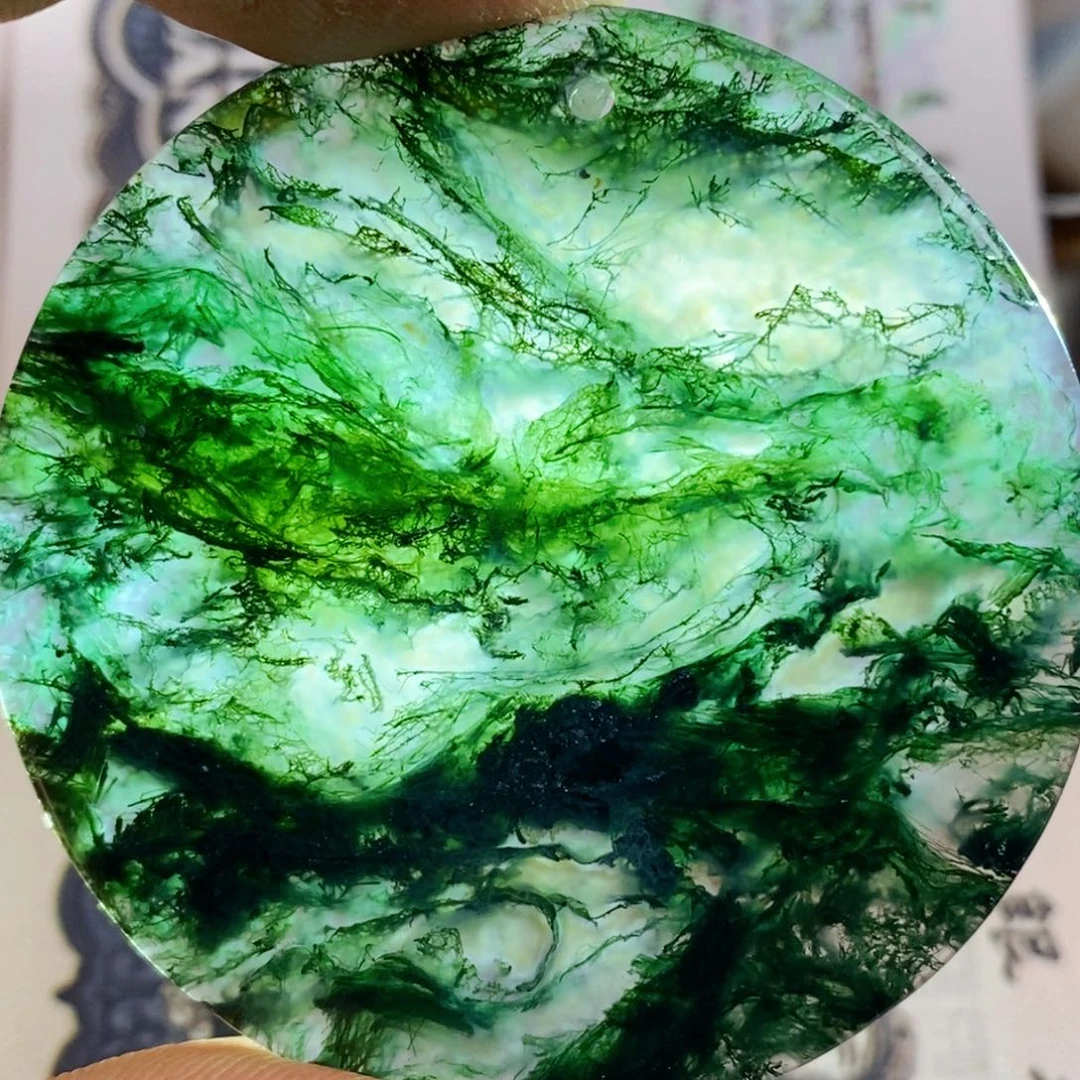 翱***翔玛瑙/玉髓未镶嵌颈饰