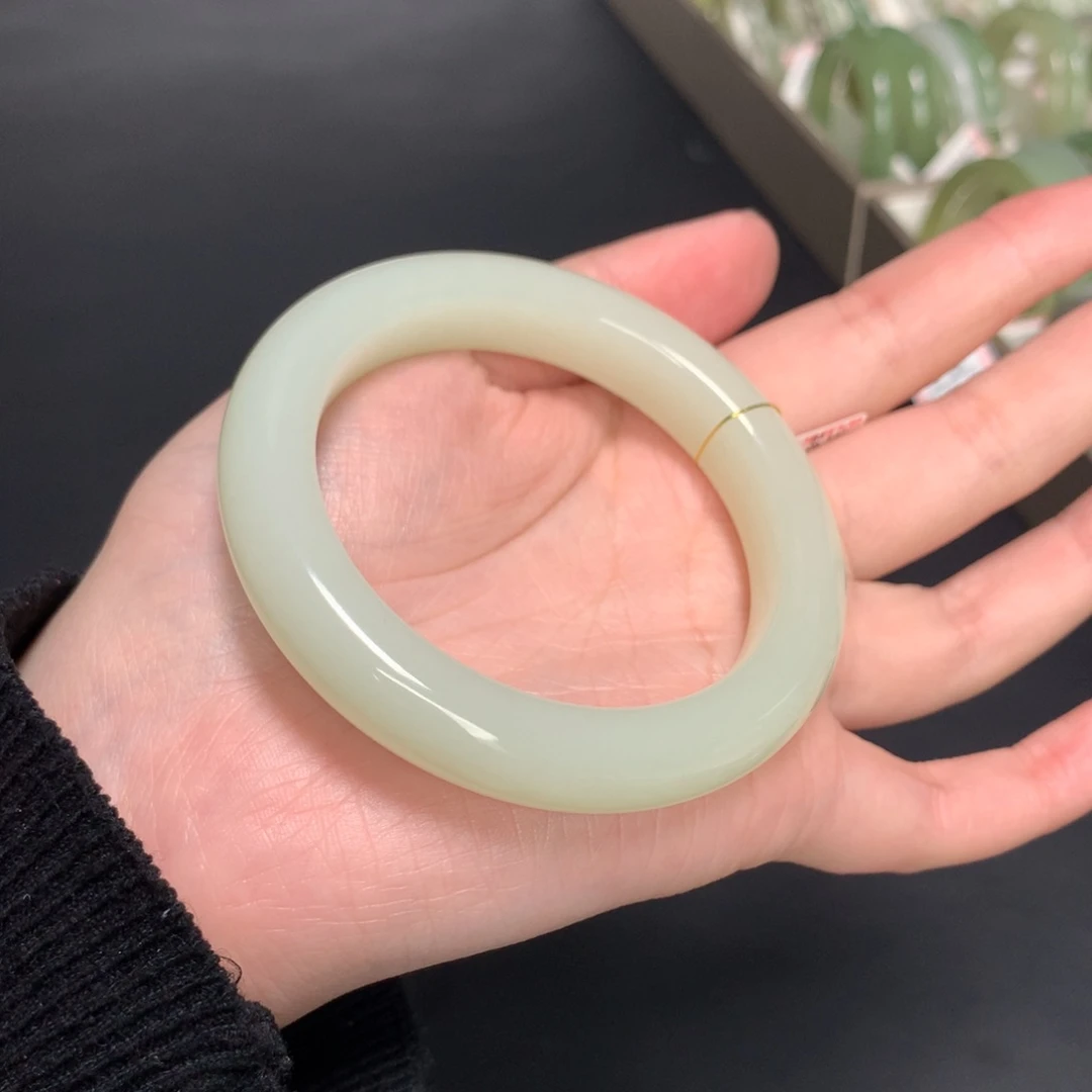 和田玉手镯未镶嵌55