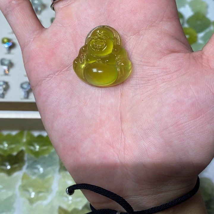 未镶嵌蛇纹石玉吊坠(不含链)