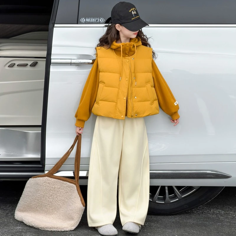 女童冬装加绒套装2025新款儿童洋气时髦加厚手塞棉保暖马甲三件套