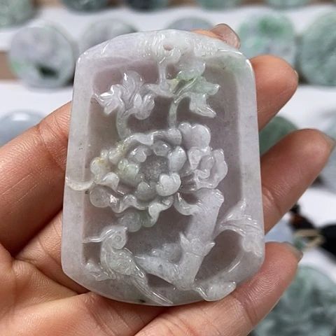 翡翠颈饰未镶嵌花开富贵福利