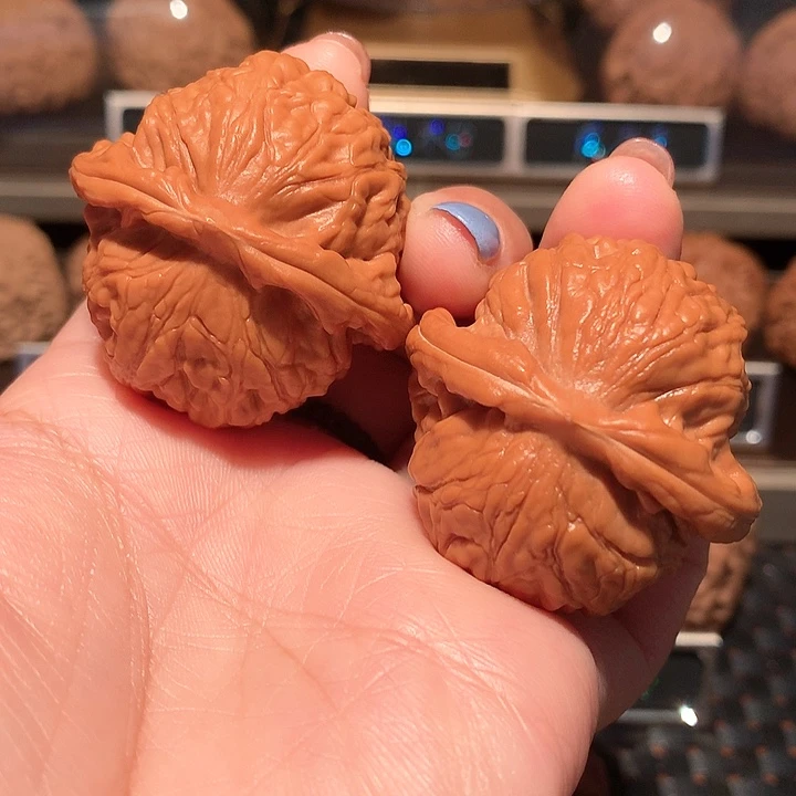 文玩核桃把件平谷肉球41尺