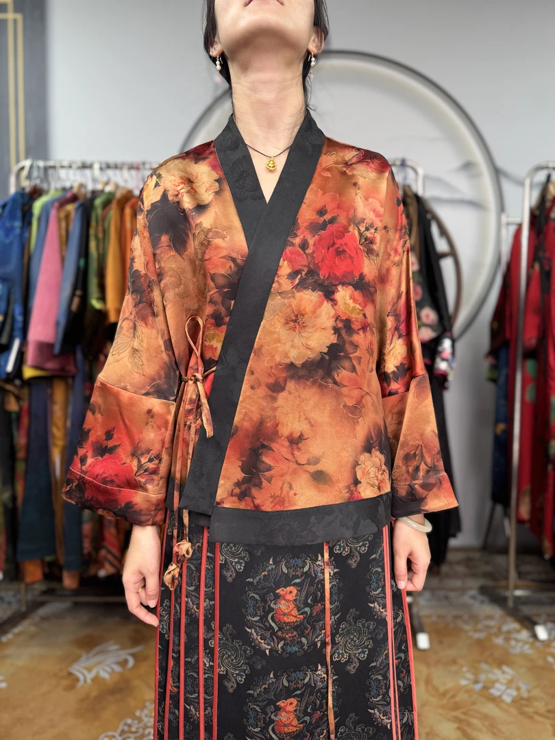 60姆米橘色牡丹花小上衣100桑蚕丝