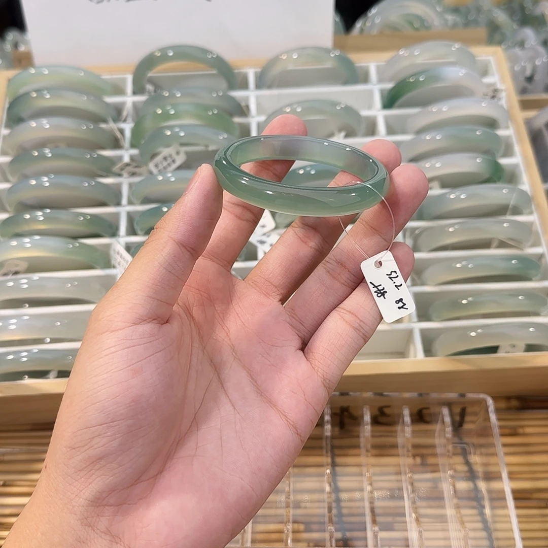 手镯玛瑙/玉髓未镶嵌圈口52.2