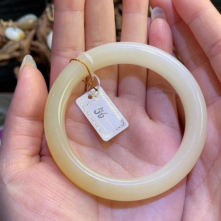 【闪购商品】和田玉（糖玉）手镯未镶嵌