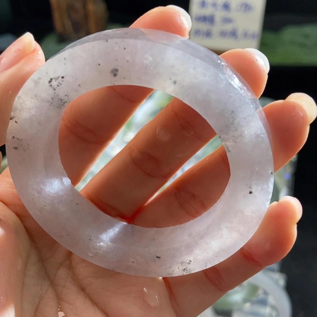 瑶***瑶定制翡翠未镶嵌手镯