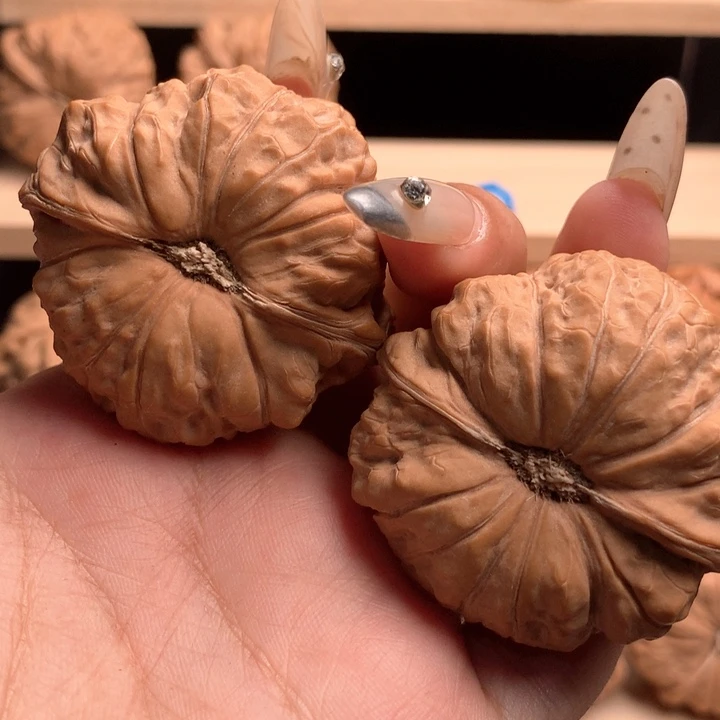 文玩核桃吊坠心***，南瓜