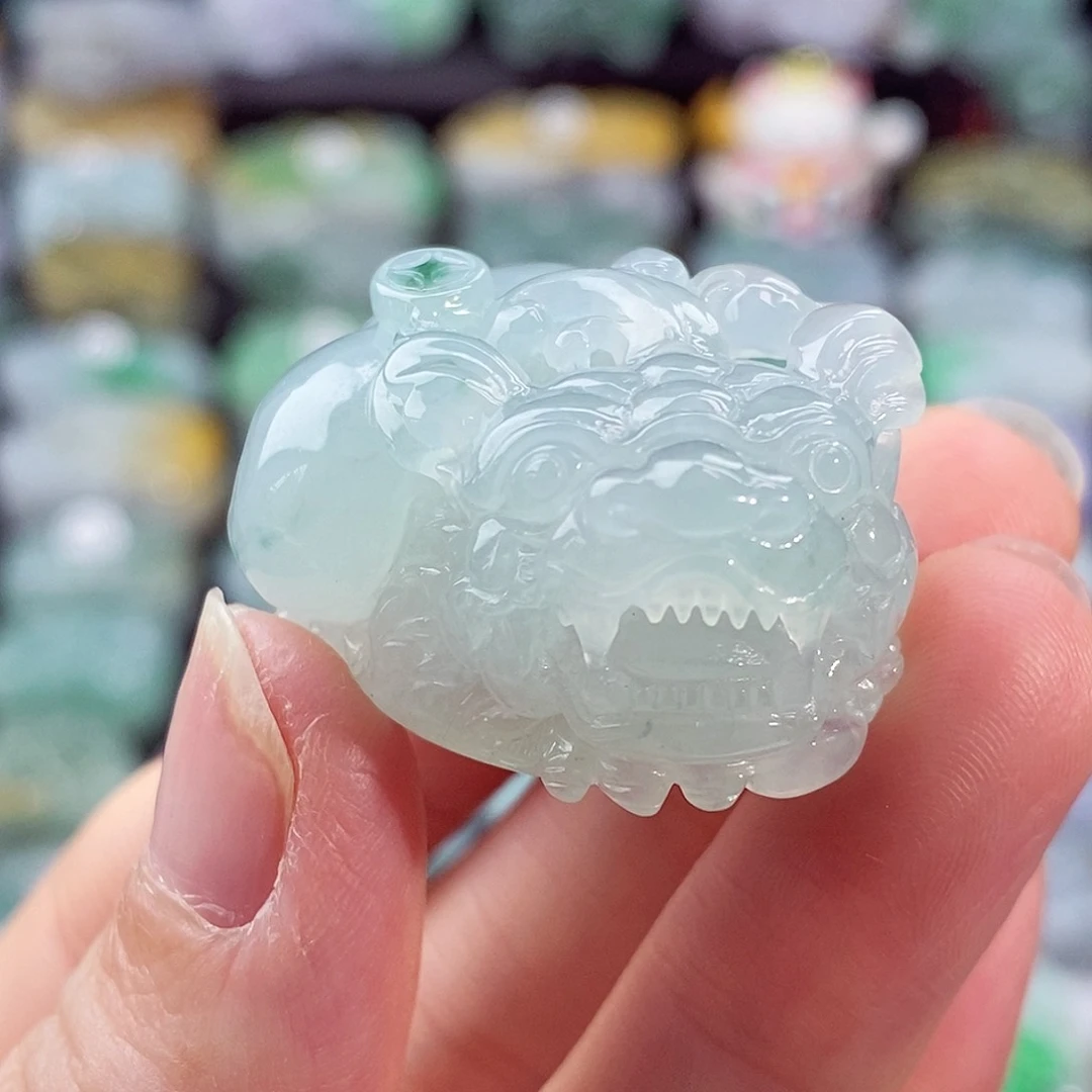 颈饰未镶嵌翡翠天然