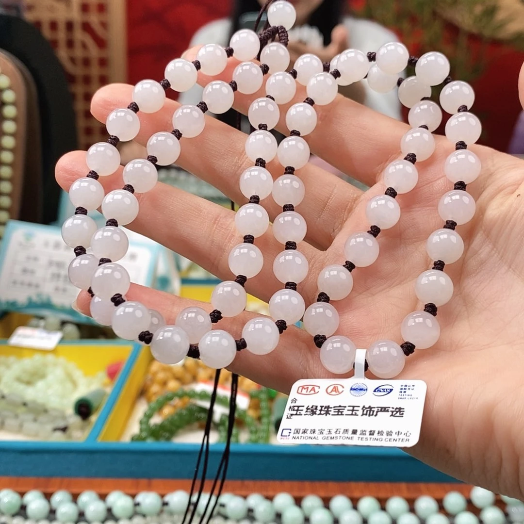 飘***霖颈饰未镶嵌和田玉
