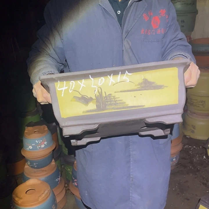 紫砂花盆紫砂花盆和小