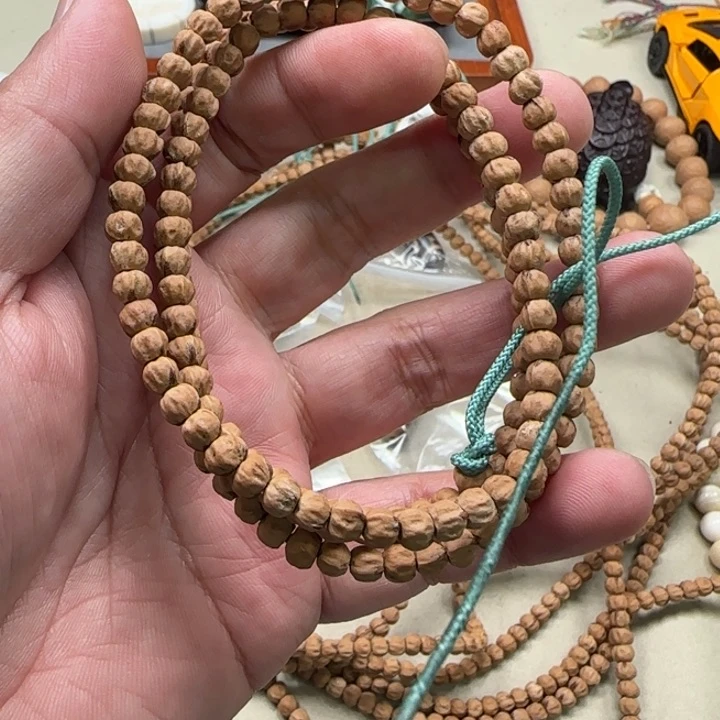 白玉菩提吊坠6071百香籽