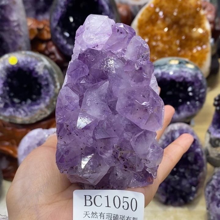 未镶嵌水晶大型摆件（非配饰）