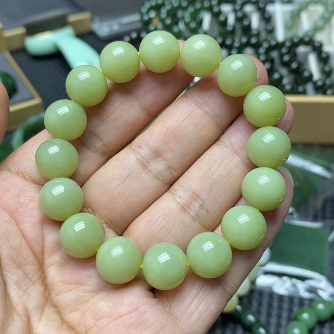 手串未镶嵌和田玉