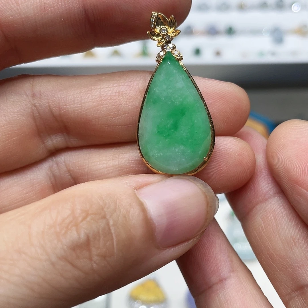 【闪购商品】翡翠18K金镶嵌吊坠(不含链)