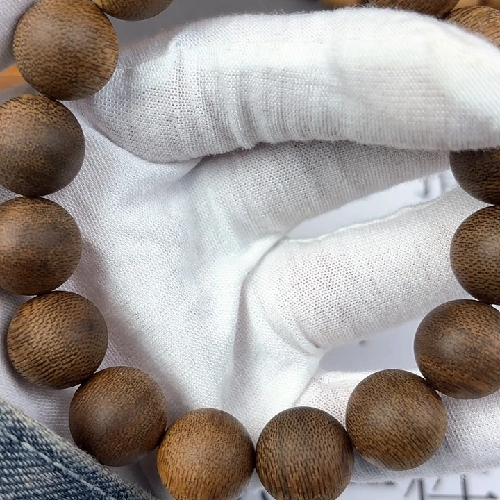 沉香手串芽庄1.4树心油