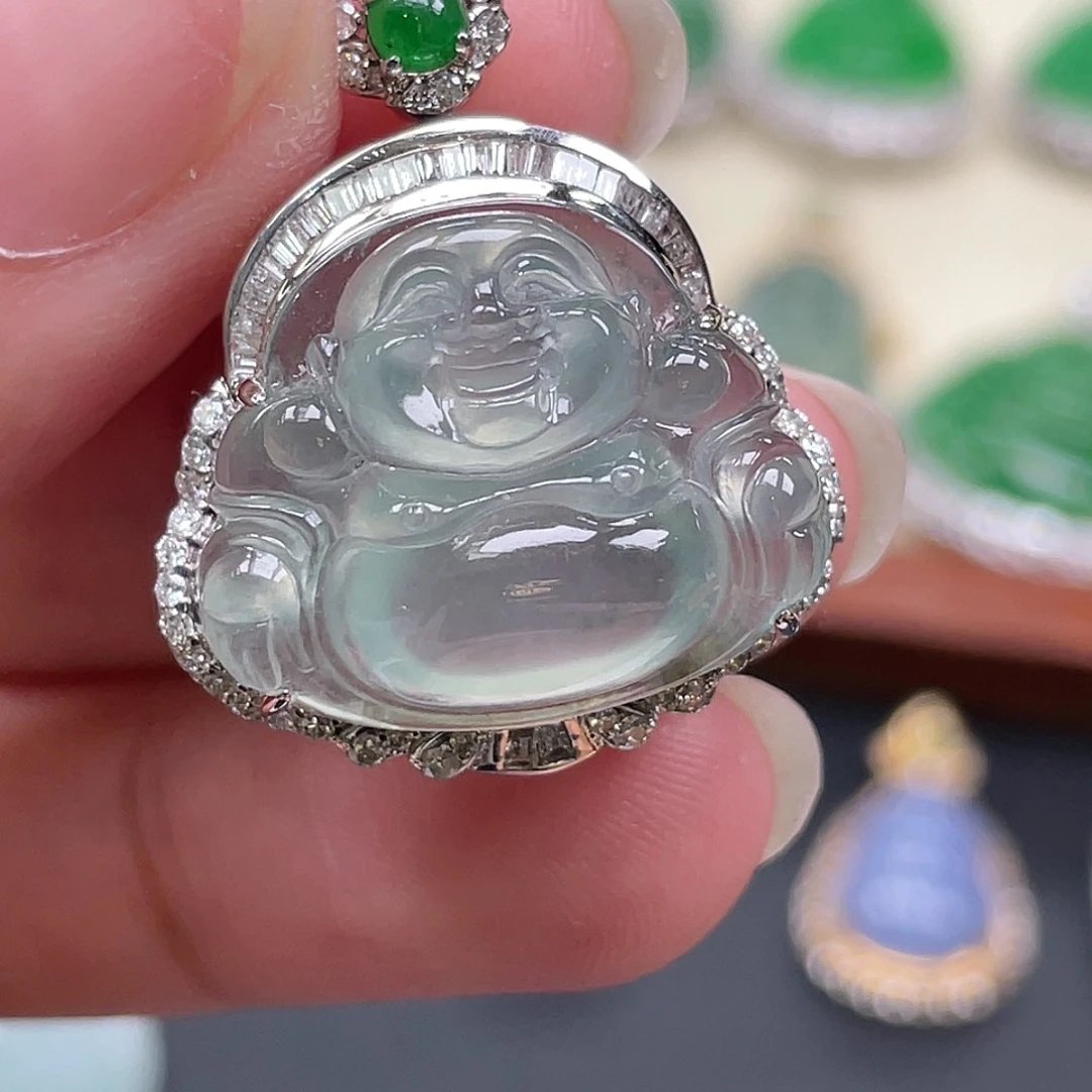 翡翠18K金镶嵌颈饰高冰佛公