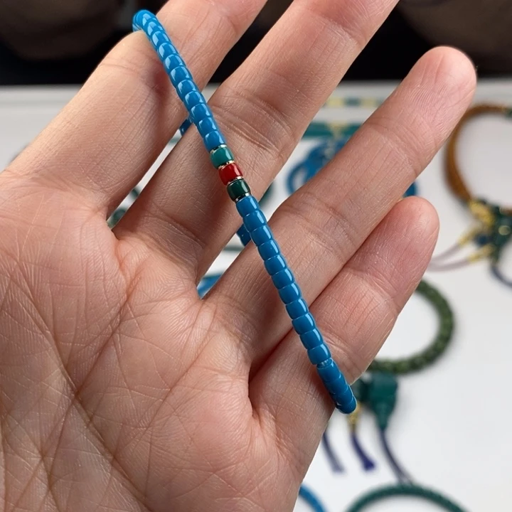 彤***爸玻璃毛衣链3.5直切蓝料