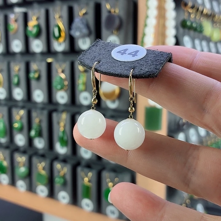 暗***6和田玉18K金镶嵌耳饰