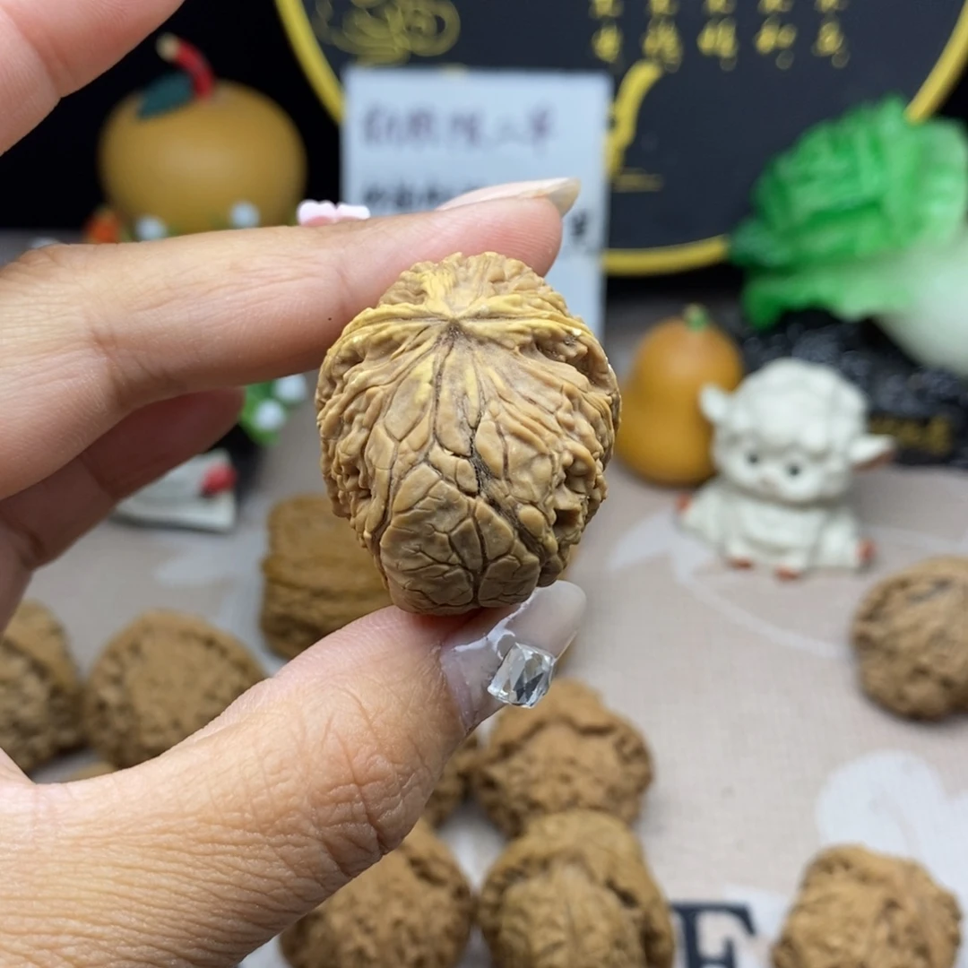 唐***香吊坠文玩核桃涿鹿