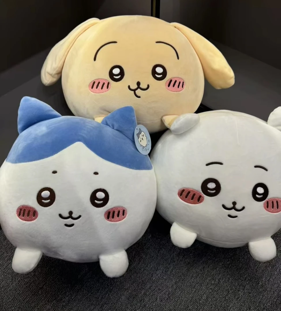 柔软靠枕圆形可爱毛绒挂件团子抱枕女生礼物