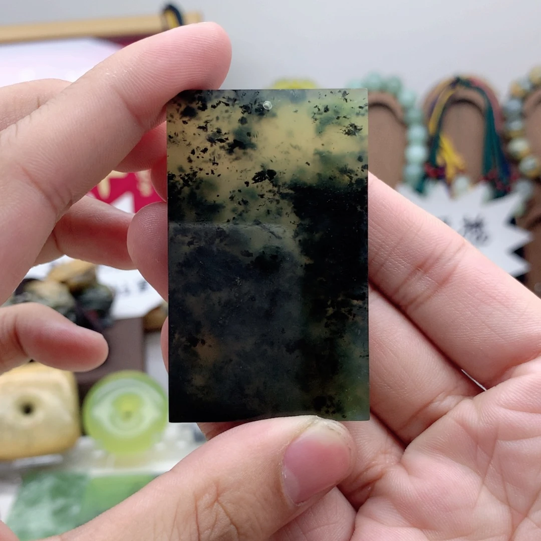 岫玉未镶嵌吊坠(不含链)