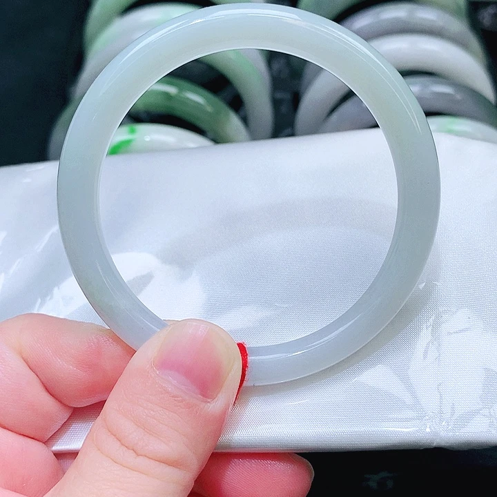 翡翠未镶嵌手镯0345