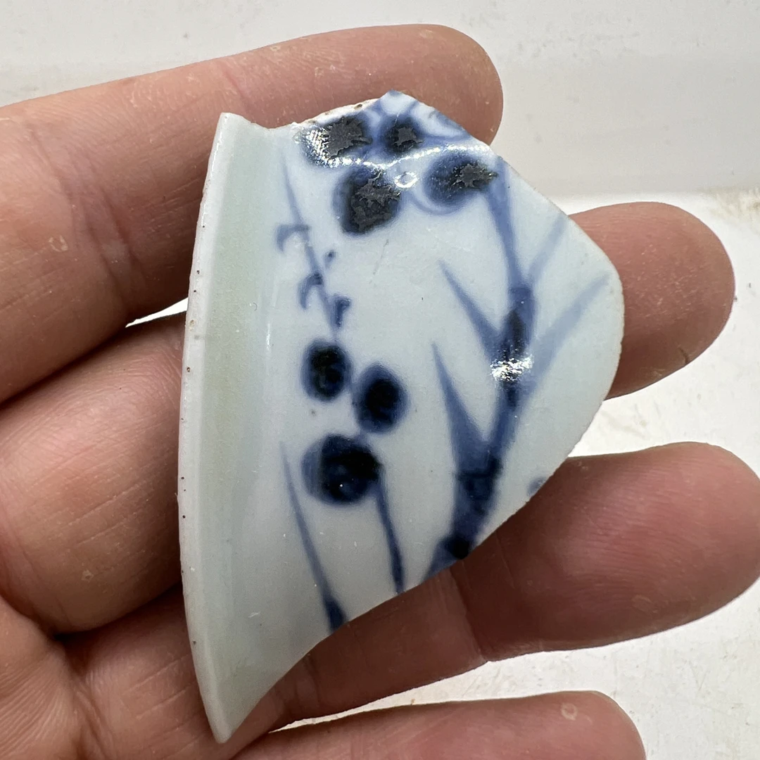 Y 青花花卉瓷片标本
