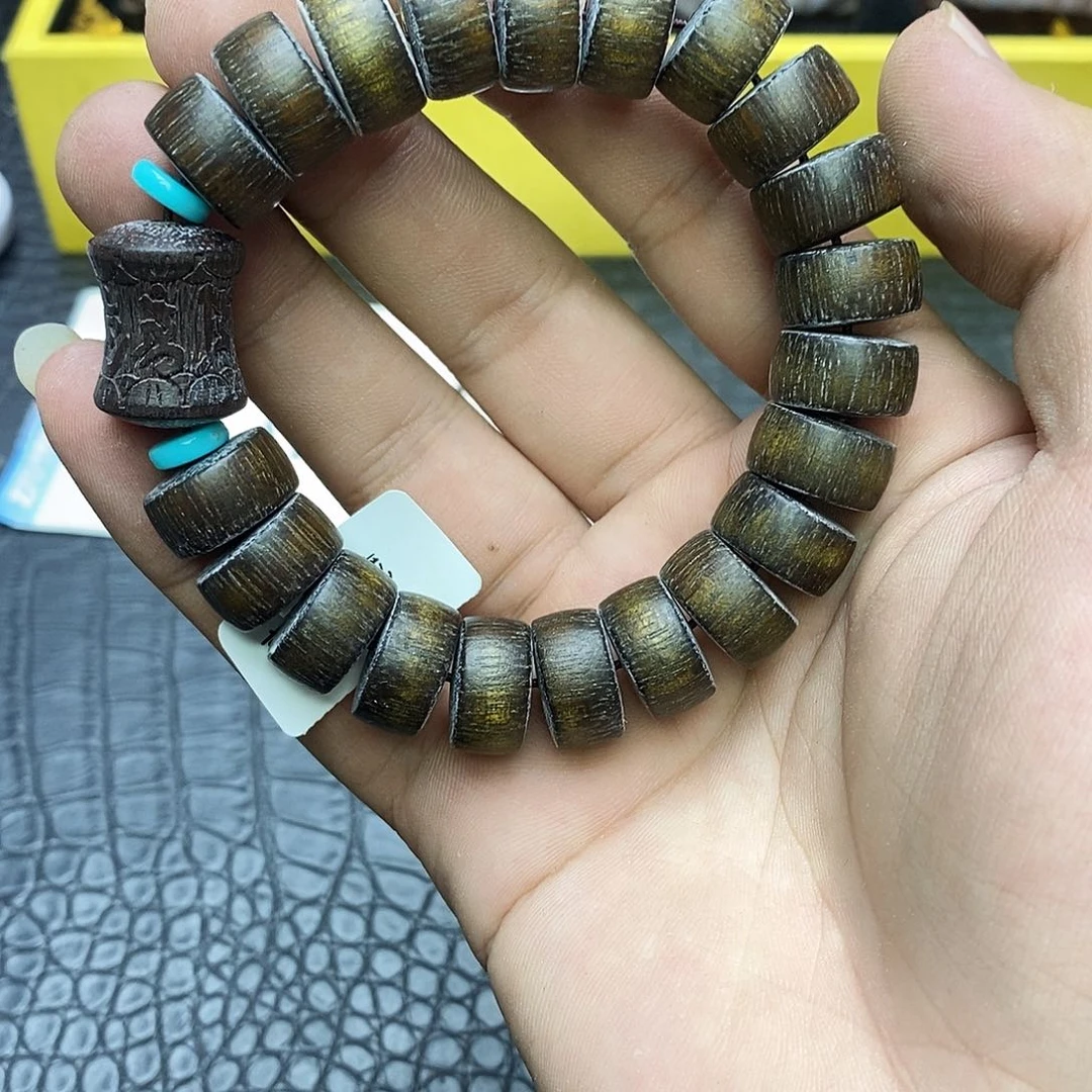 沉香碎屑沉香156莺歌绿