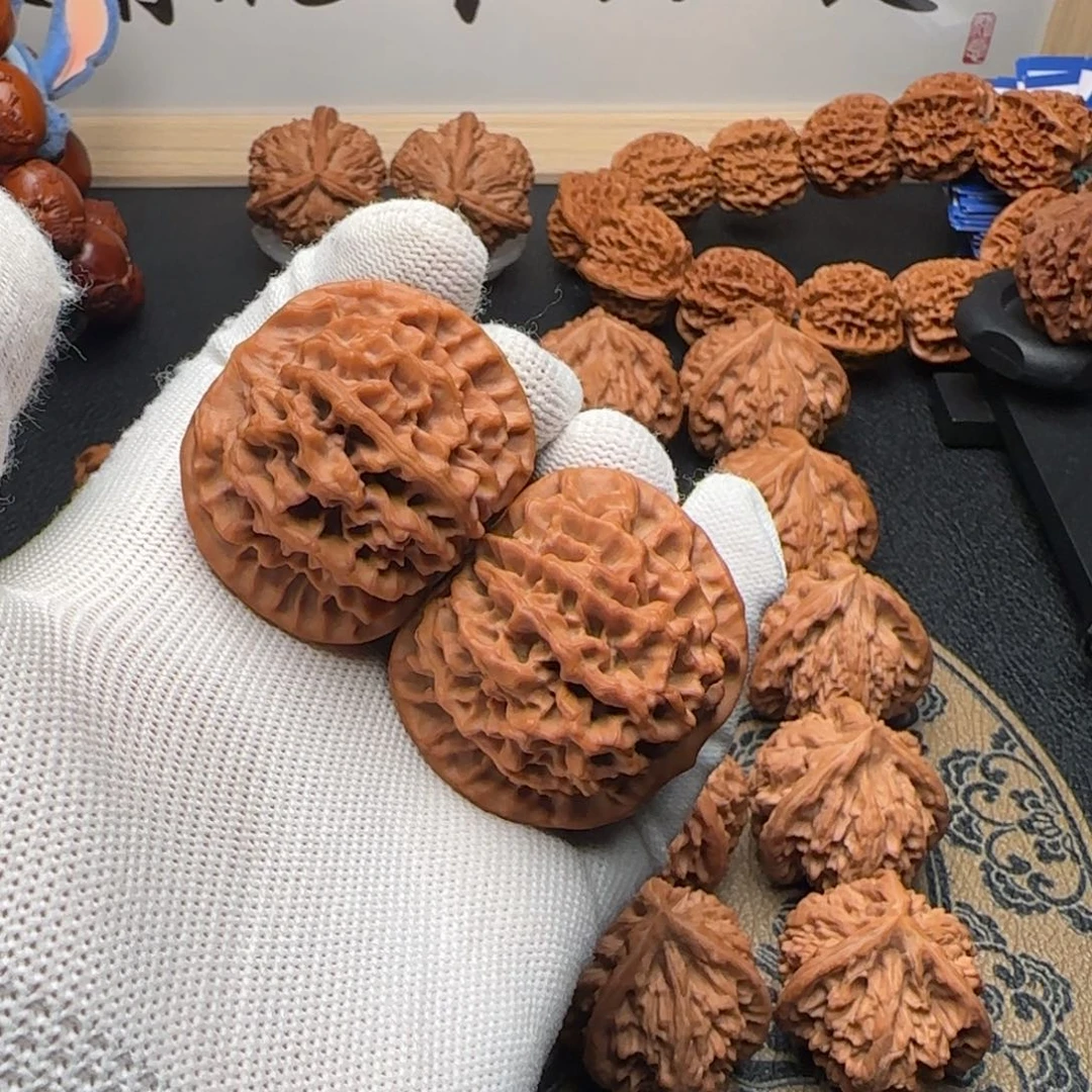 文玩核桃吊坠秦闷44