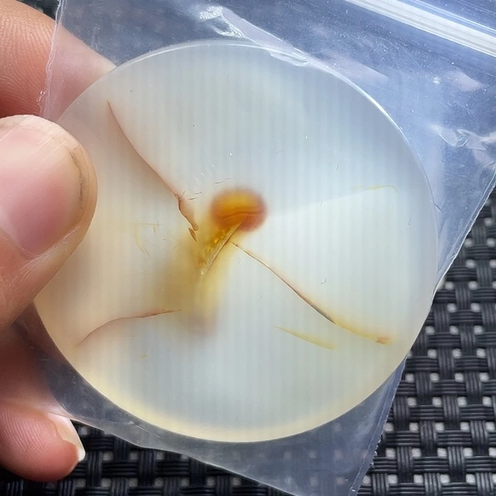 未镶嵌颈饰玛瑙/玉髓东**玩