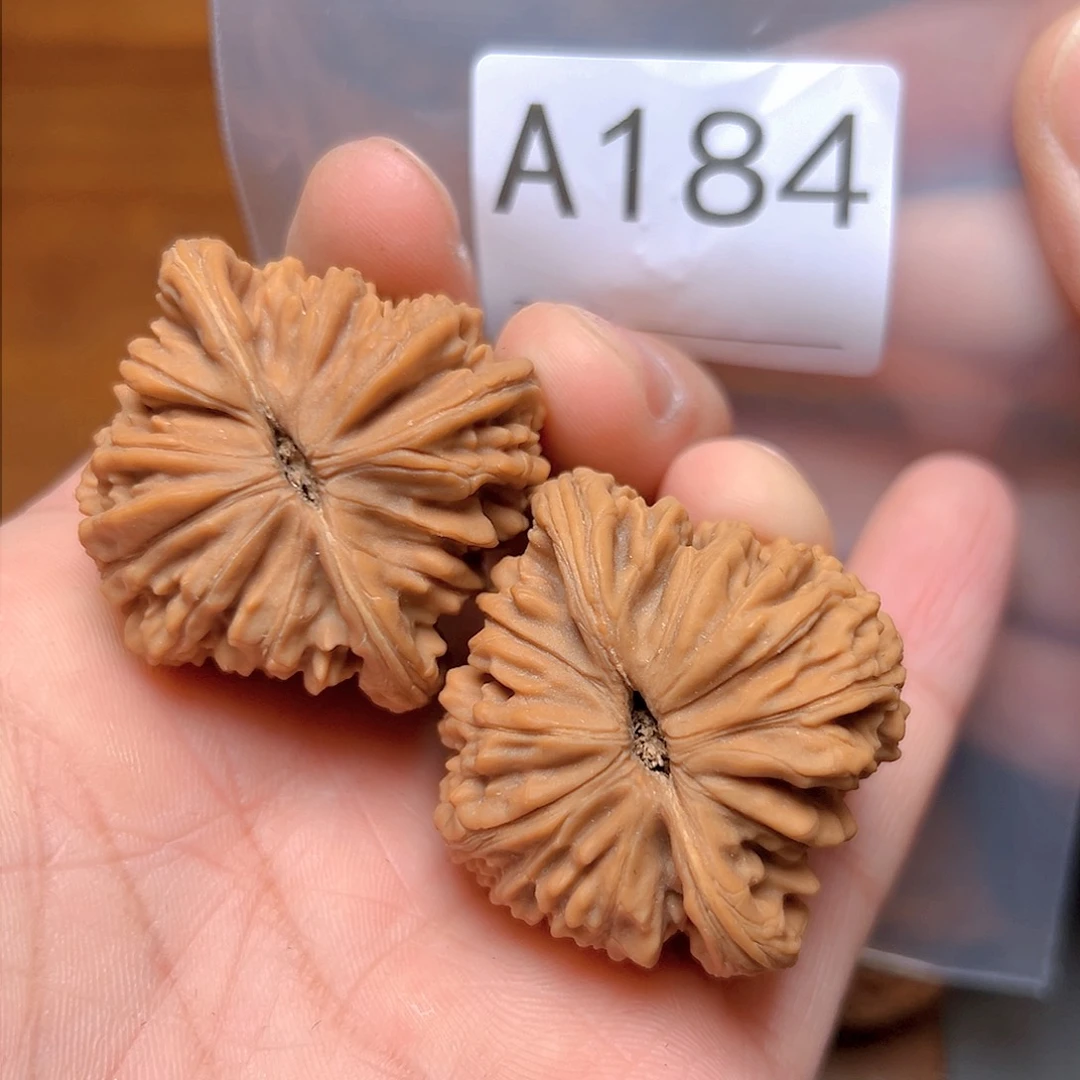 文玩核桃吊坠茴*43四座楼