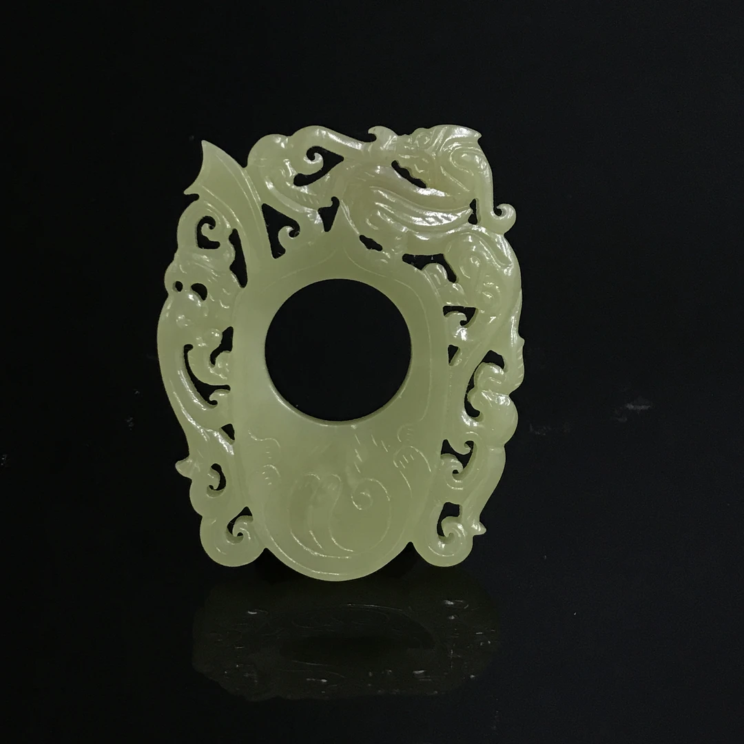 清中期和田玉仿古龙凤纹鸡心佩/518541/收藏/传承/【友谊文物商店】