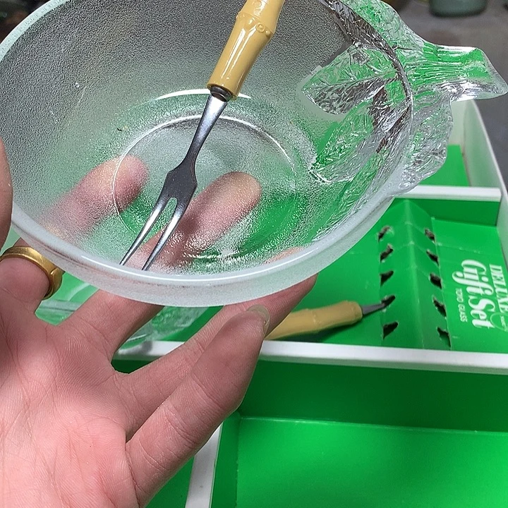 瓷片没想到他是真的这么帅呢还是