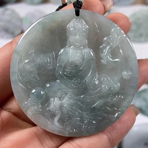 翡翠颈饰未镶嵌玉龙大日如来福利