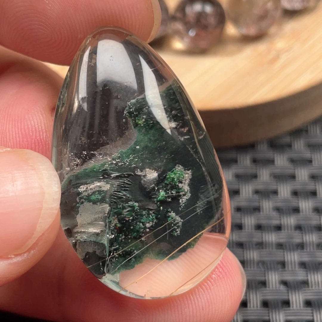 【闪购商品】未镶嵌颈饰水晶坨*