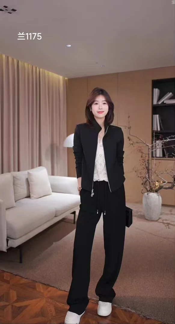 春季新款时尚显瘦洋气减龄拉链女套装