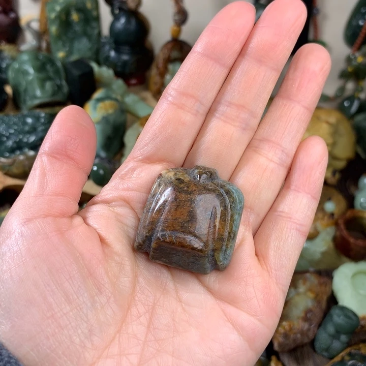 岫岩河磨玉（透闪石质玉）手把未镶嵌