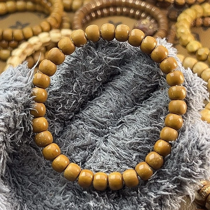 猴头核桃手串?**水实心鼠黄金甲7