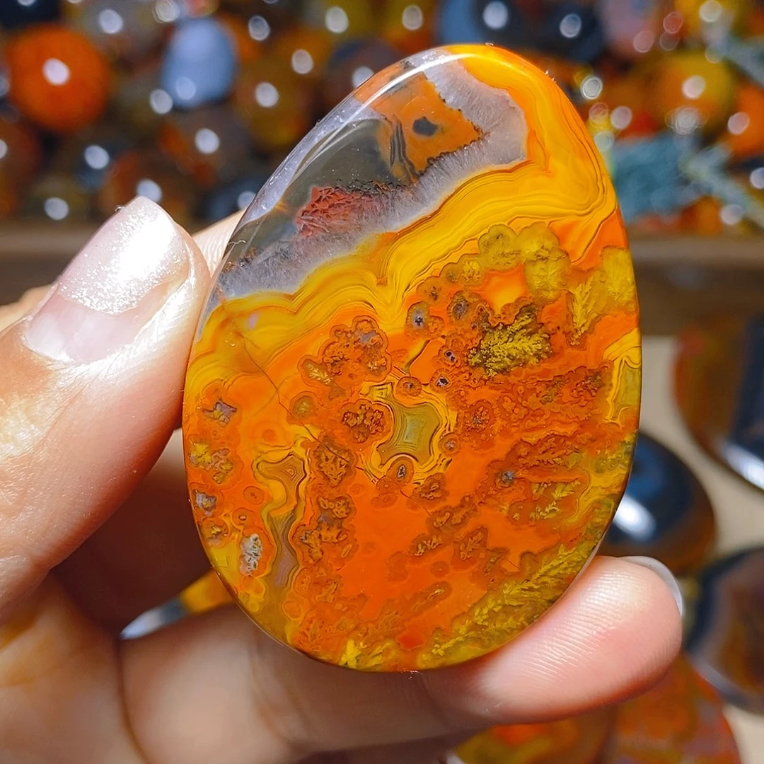 未镶嵌颈饰玛瑙/玉髓