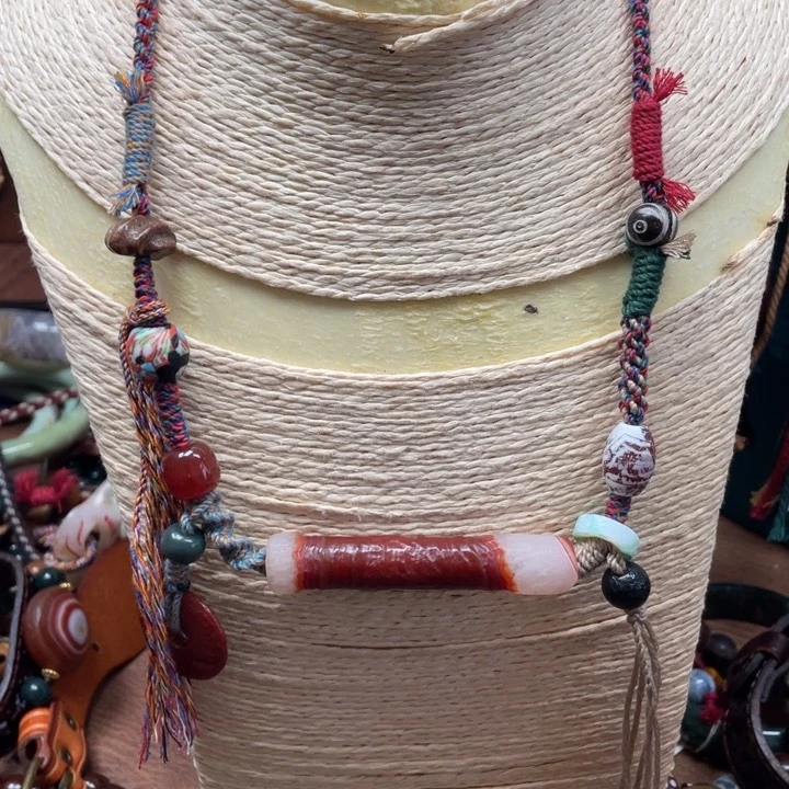 玛瑙/玉髓颈饰未镶嵌