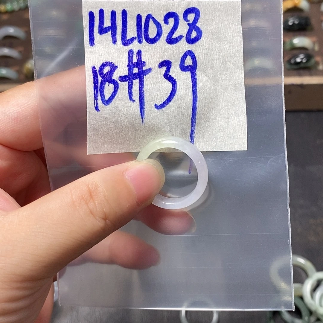 未镶嵌定制翡翠翡翠