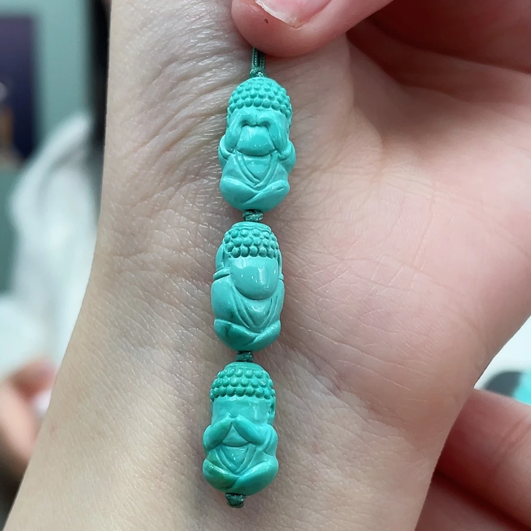 绿松石颈饰未镶嵌