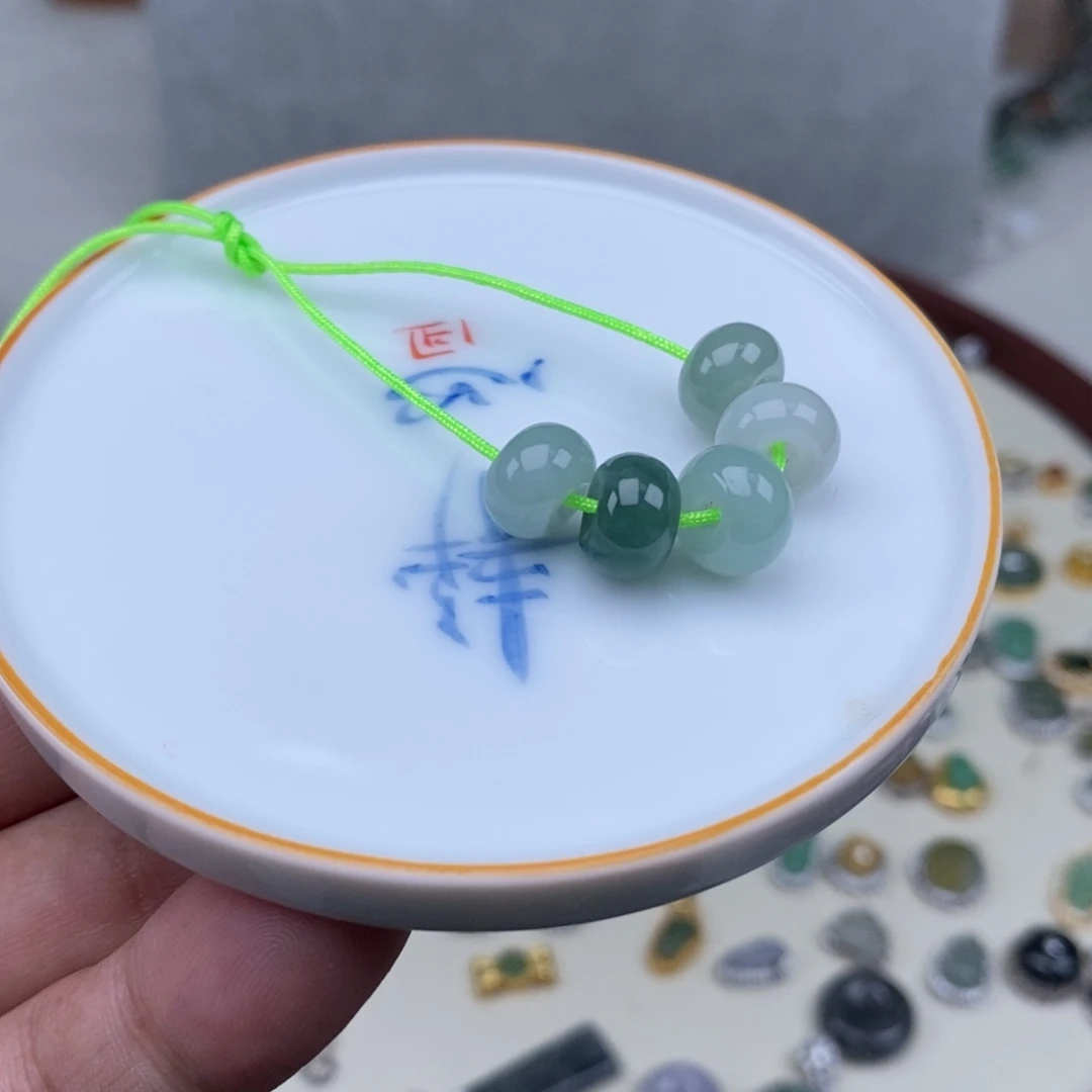 翡翠散珠苹果珠一手